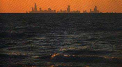 Blick vom Lake Michigan auf die Skyline von Chicago - Illinois