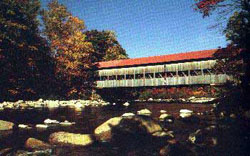 Holzbrücke über den Swift River in der Nähe von Conway - New Hampshire