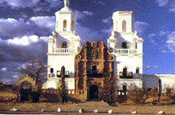 Mission San Xavier del Bac - wurde 1700 gegründet